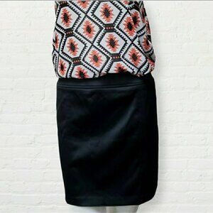 Le Chateau Y2K black satin mini skirt size 7 8